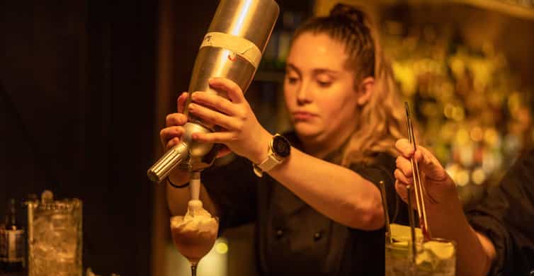 Melbourne: Uncover Hidden Laneway Bars photo 4